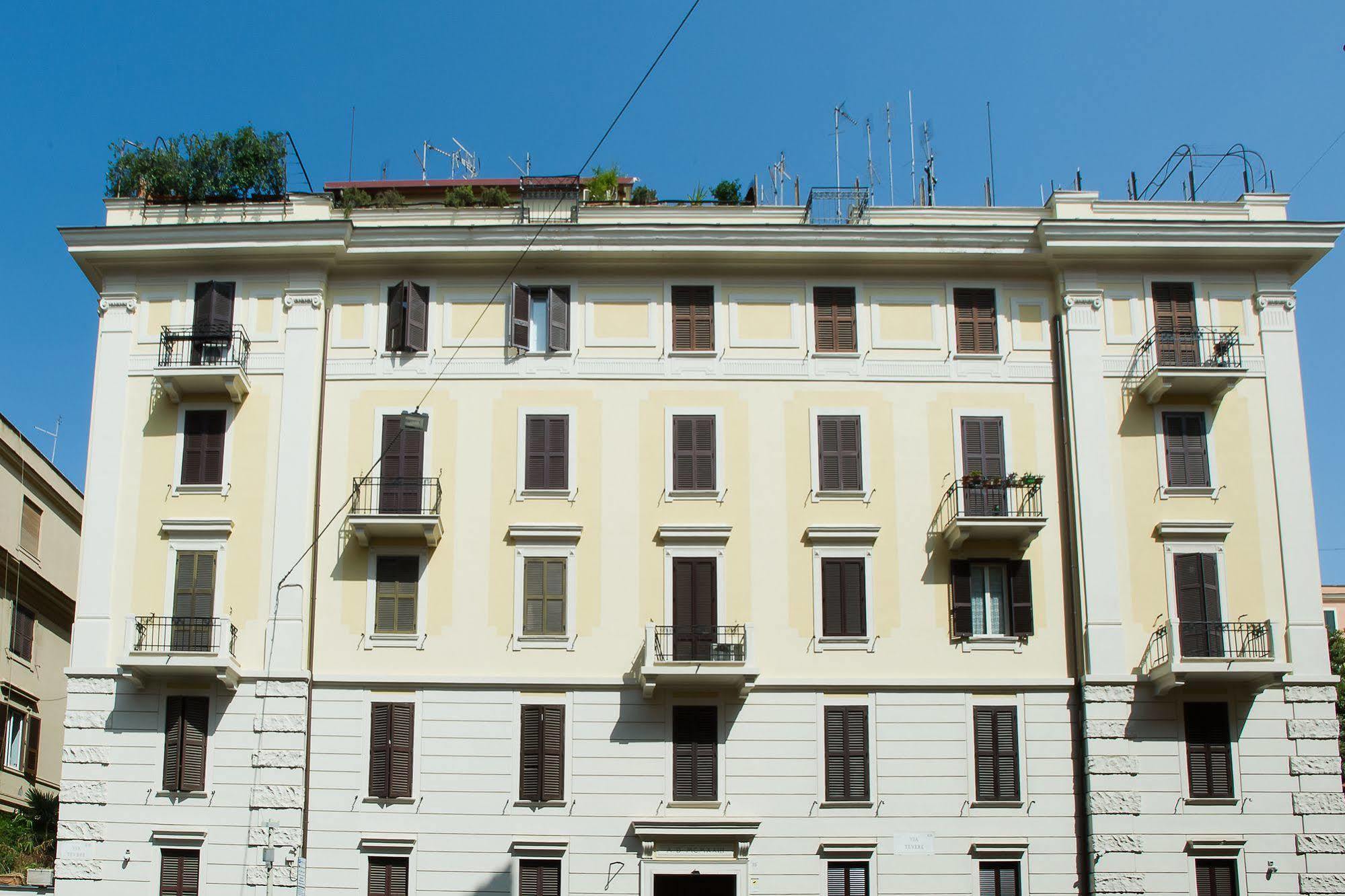 Borghese Executive Suite Rome Buitenkant foto